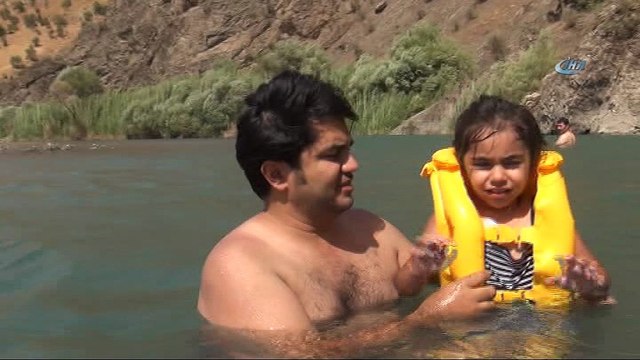 Terörle gündeme gelen Bestler Dereler, Antalya plajlarını aratmıyor