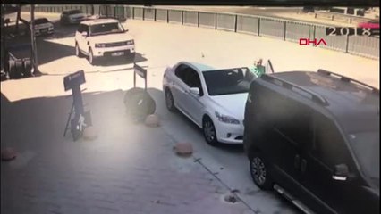 İstanbul Kadıköy'de Feci Kaza Güvenlik Kamerasında