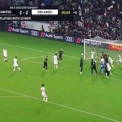 Wayne Rooney'den muhteşem başlangıç