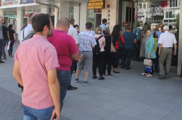Bolu'da Dolar Bozdurma Kuyruğu