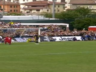 لقطة: كرة قدم: رونالدو يدكّ الشباك في باكورة مشاركاته مع يوفنتوس