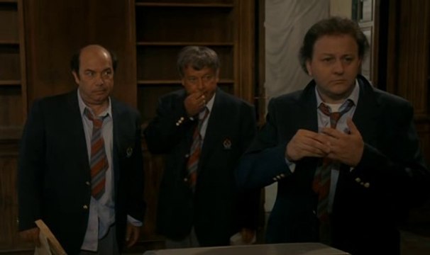 Scuola di ladri (MASSIMO BOLDI, LINO BANFI, PAOLO VILLAGGIO) 2T