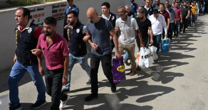 Haftalık 150 Bin TL Kazanan Yasa Dışı Bahis Çetesinin Lideri Lüks Villa Almak İsterken Dolandırılmış