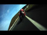 William Dunlop chases Ian Hutchinson - TT 2014 - Practice - HD