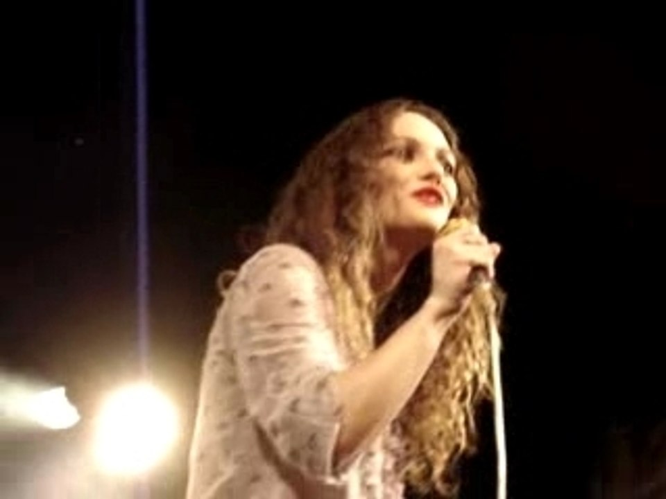 Vanessa Paradis Elysée Montmartre 18 12 07