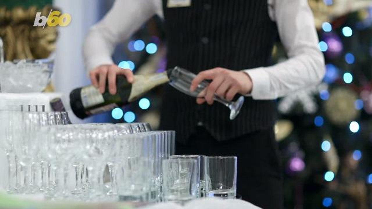 You're Probably Drinking Prosecco Wrong