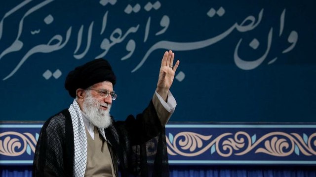 Ayatollah Khamenei: l'Iran non tratta con il regime statunitense