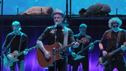 Titãs - Me Estuprem