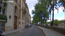 Parigi, orinatoi nel centro storico, ma almeno sono eco-friendly