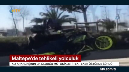 Motosikleti dakikalarca tek teker üzerinde sürdü (Tehlikeli o anlar kaydedildi)