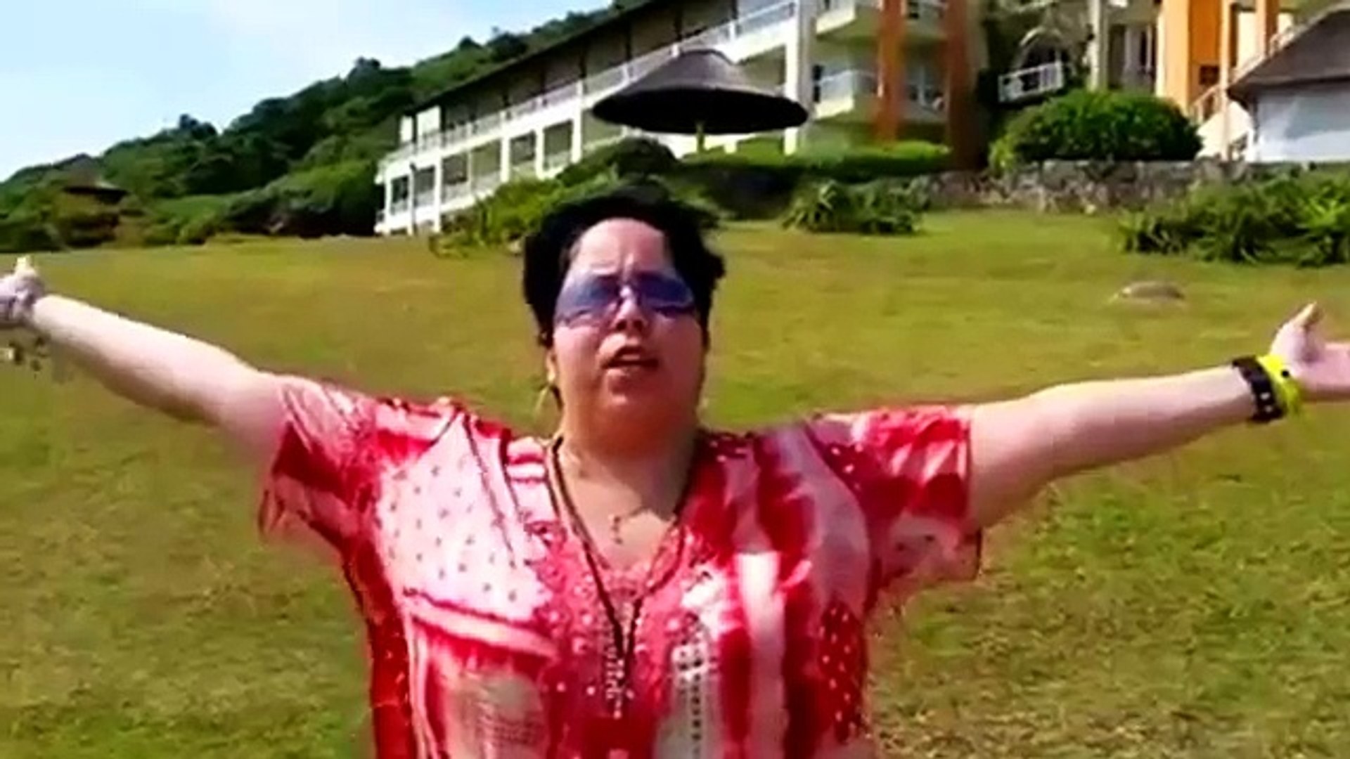 Tulla Luana - O REI LEÃO ESQUIZOFRÊNICO