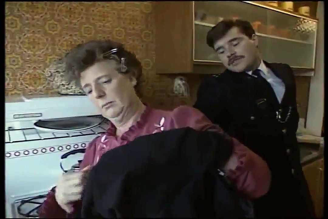 The Bill  Series 2  Episode 4
