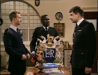 The thin blue line S1E3 Honey Trap