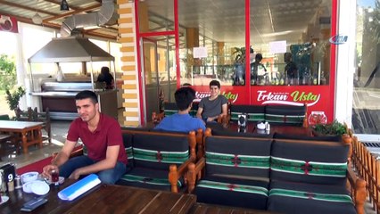 Dolar bozdurana yiyecek ve içecek bedava