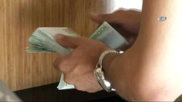 Kırşehirliler, Döviz Bürolarına Akın Etti