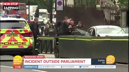 Londres : une voiture fonce dans les barrières du Parlement (vidéo)