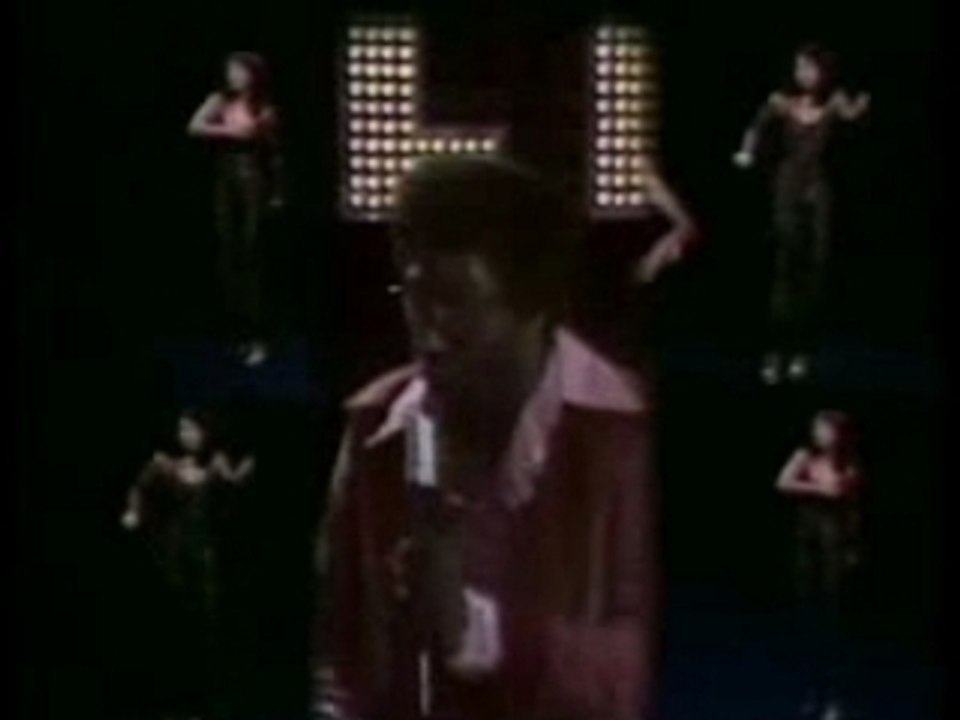 Tavares - more than a woman