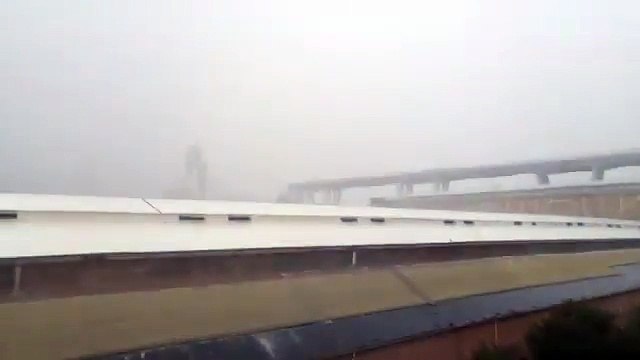 Ponte de auto-estrada colapsa em Génova