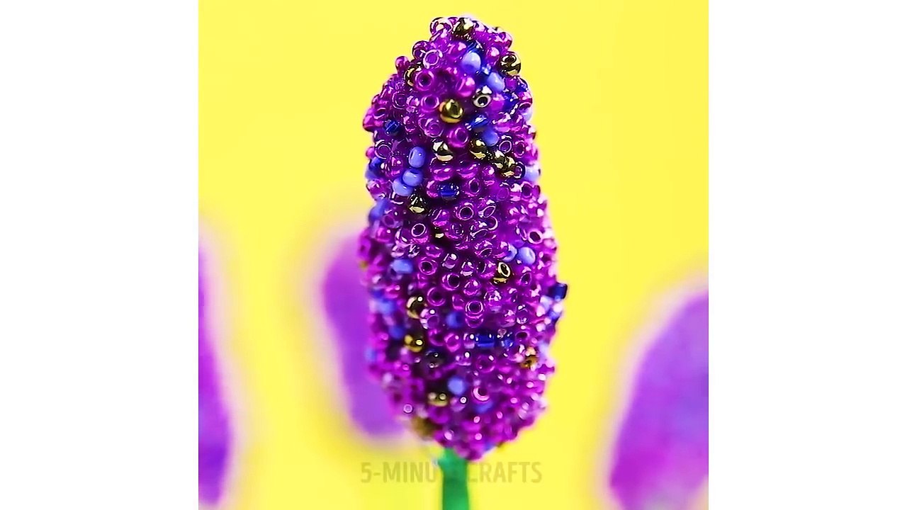 15 CHOSES COMPLÈTEMENT FOLLES QUE TU PEUX FAIRE AVEC DE LA COLLE