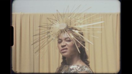 Behind the Scenes of Beyoncé’s Vogue Cover Shoot