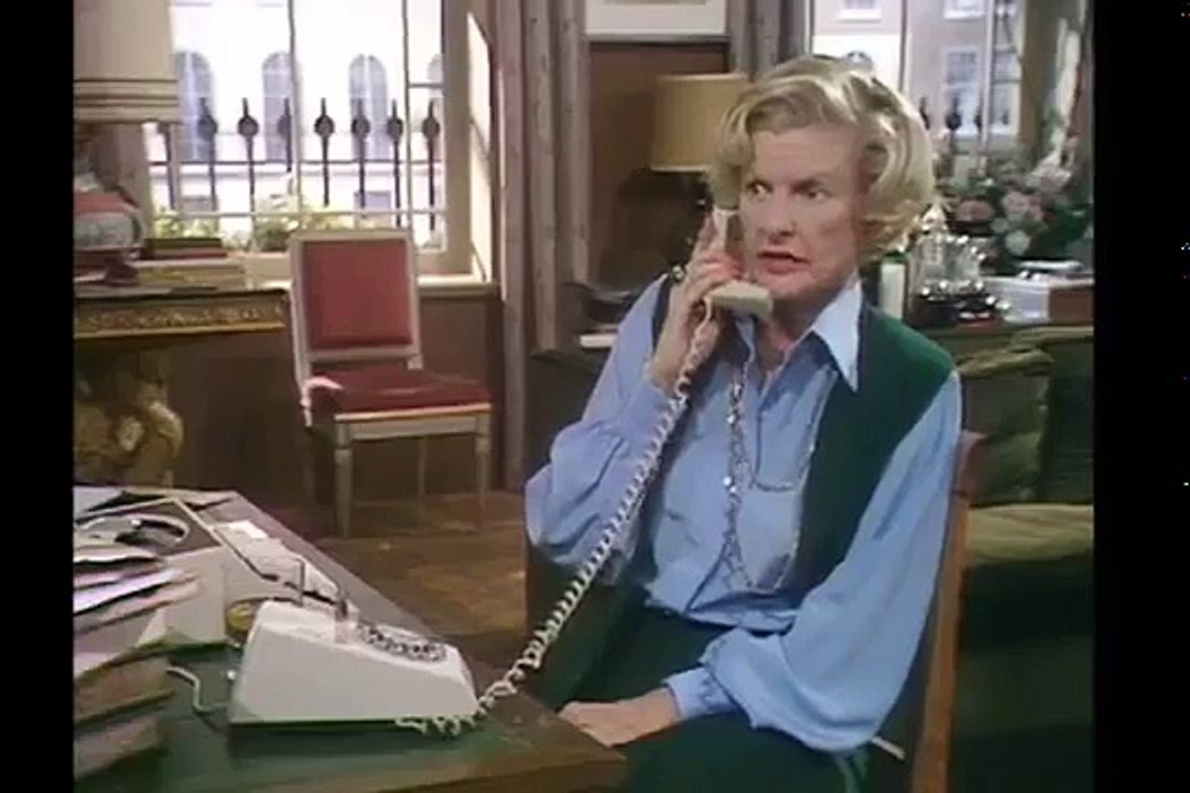 Two's Company (S1E2)   "The Housekeeping" - BRITISH COMEDY - Elaine Stritch