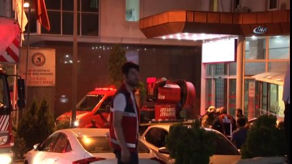 Fatih’teki Hastane Yangını Söndürüldü