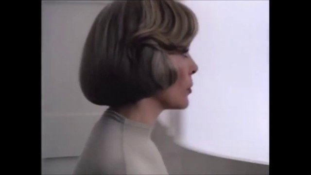 Cosmos 1999 épisode 4 (L'anneau de la Lune)