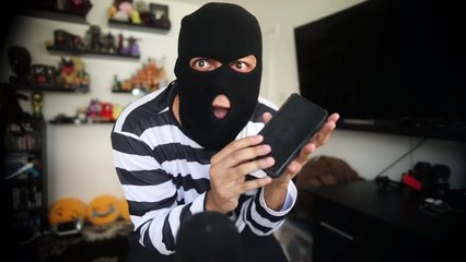 he came BACK HOME when trying to STEAL FROM HIS HOUSE !!! (Sneak Thief)