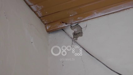Ora News - Tërmeti dëmtoi dhe 37 shtëpi në Peqin