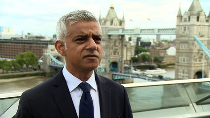Sadiq Khan praises Westminster incident emergency crews