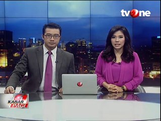 Tabrak Tembok Jembatan, Truk Tergantung di Atas Rel Kereta