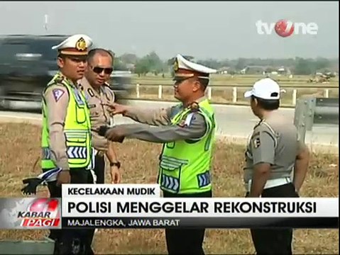 Polisi Olah TKP Kecelakaan Maut Tol Cipali yang Tewaskan Seluruh Keluarga