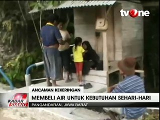 Warga Pangandaran Terpaksa Beli Air  Bersih Karena Dilanda Kekeringan