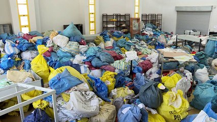 بريد يصل الاراضي الفلسطينية متأخرا سنوات بسبب المنع الاسرائيلي