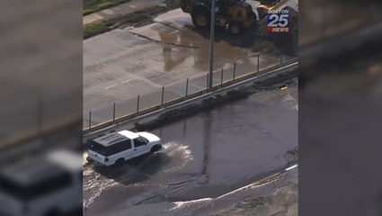 A Chevy Pickup Bed Decided It Wasn’t Going Down With The Cab
