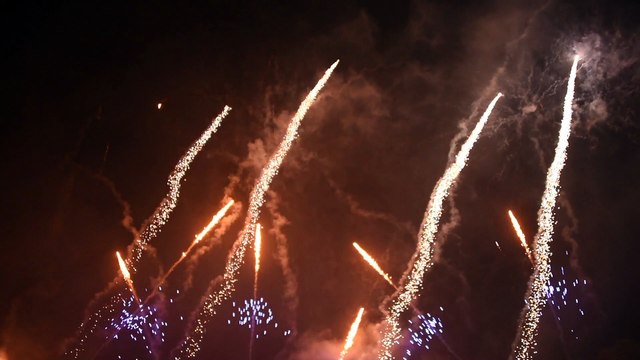 LE CREUSOT : Feux d'artifices St-Laurent 2018