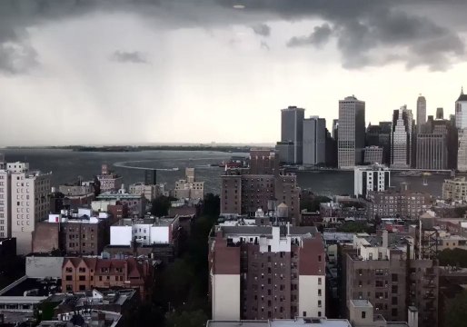 Timelapse Shows Storm Clouds Rolling Over Downtown Manhattan and Brooklyn Heights