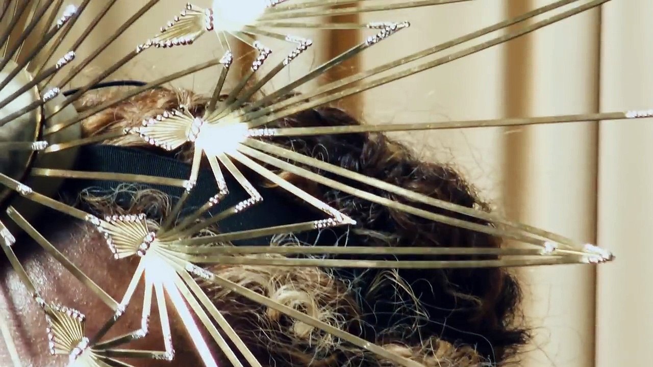 Beyoncé's September Issue Cover Shoot - Behind The Scenes | Vogue