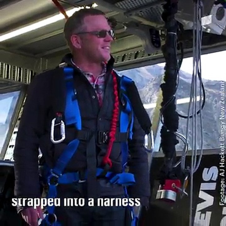 The world’s first giant human catapult is here. This is not a drill.>> thrl.st/2MpQvu5 (via Thrillist)