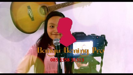 Ngelabur Langit (Cover + Lirik) Winda Banyu Bening Pro