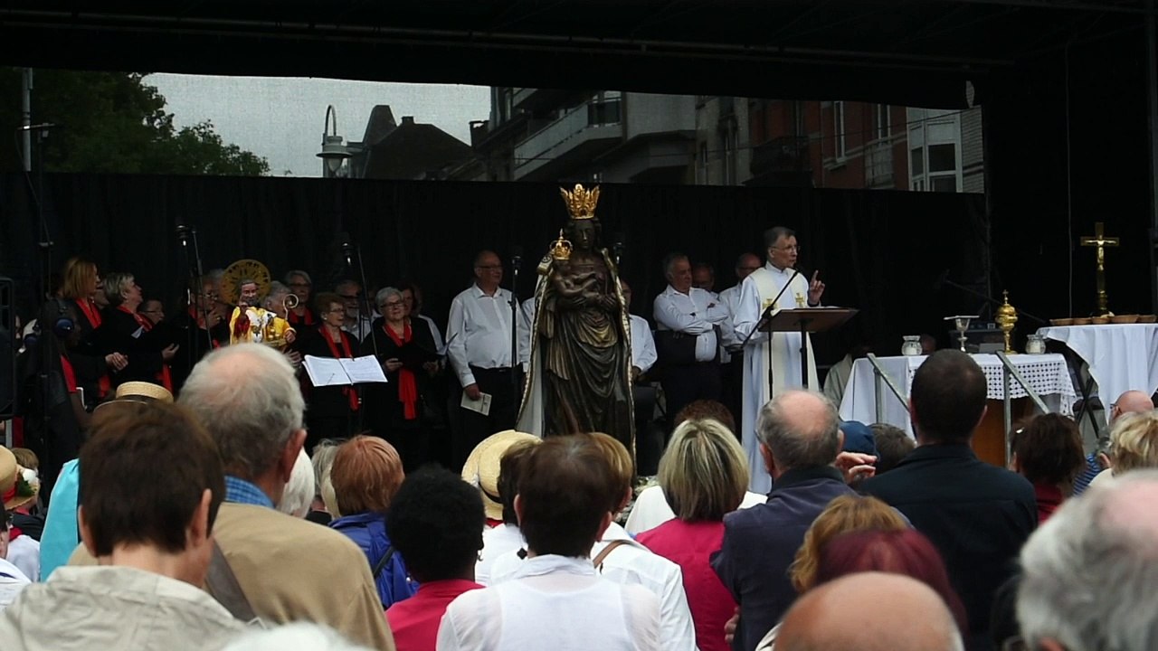 Liège Outremeuse Messe en wallon