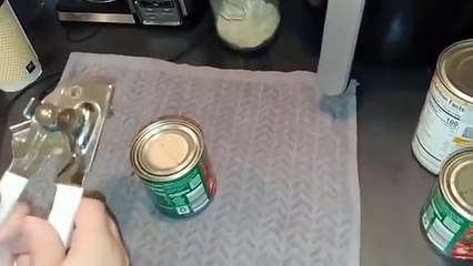 Bonne utilisation dun ouvre-boîte à deux molettes