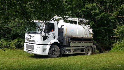 Resmi Plakalı Aracın Dereye Atık Bırakması Kırklareli Valisi'ni Çıldırttı: Böyle Bir Şey Olamaz