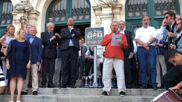 Fêtes d’Arvor: le bro gozh ma zadoù