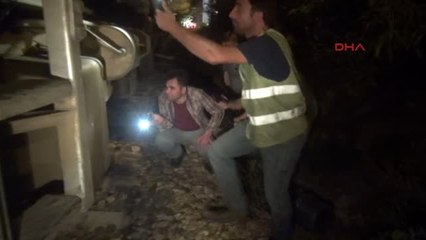 Balıkesir Bandırma'da Yük Treninin Önüne Atlayan Kişi Öldü