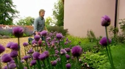 Jamie at Home S02 - Ep09 Summer Salad HD Watch