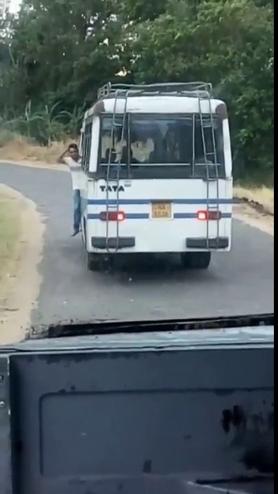 Privet Bus Driver