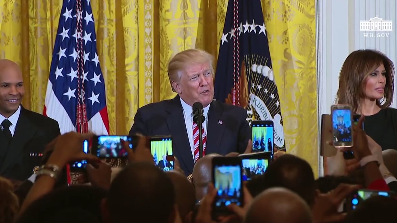 Trump: "Los aranceles sobre el acero salvarán la industria"