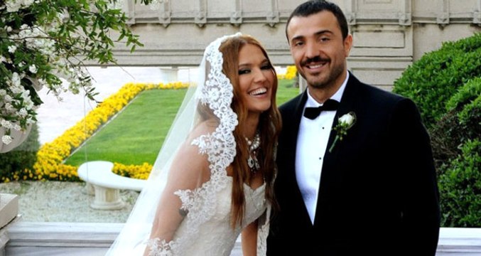 Demet Akalın'ın Sosyal Medya Yasağını Yıkan Okan Kurt, Instagram Hesabı Açtı