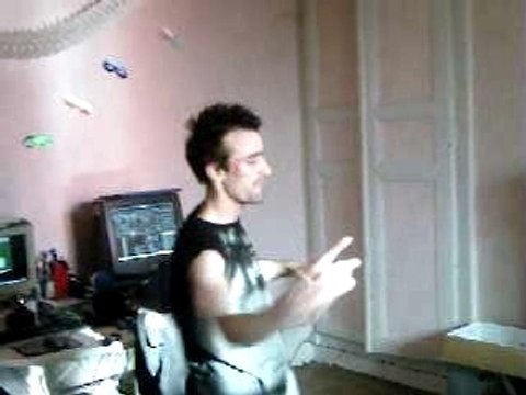 moi en mode tecktonik